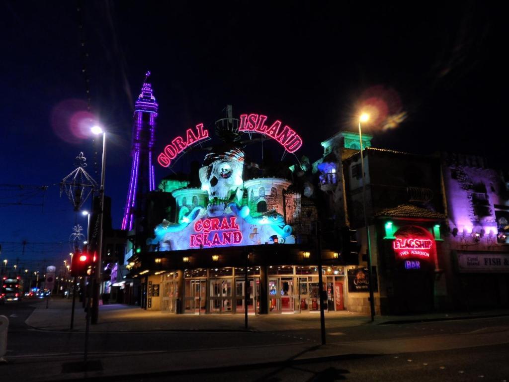 Fairway Lodge - Blackpool — Photos 3